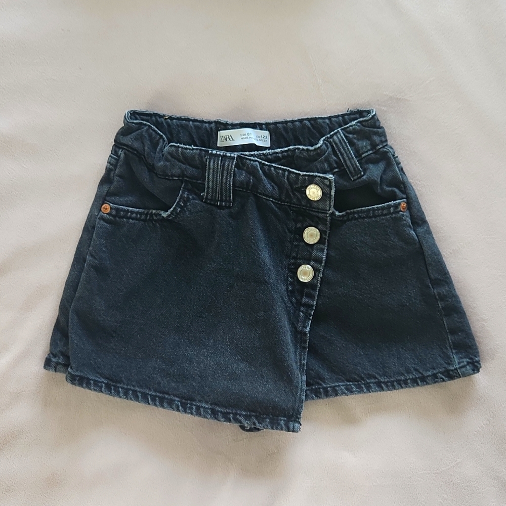 Zara girls black denim skort